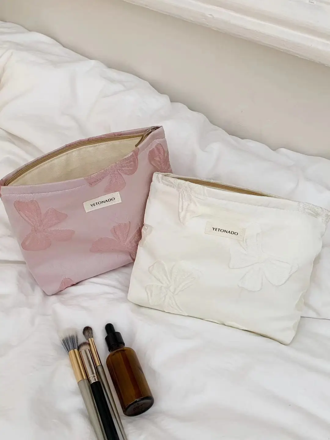 Retro cosmetic bag with bow, lipstick for skin care, handheld capacious storage bag — chobi 18