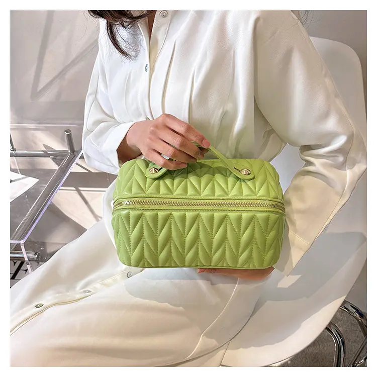 (Cross-border trading), capacious cosmetic bag for traveling, solid color retro organizer bag, city style — chobi 12