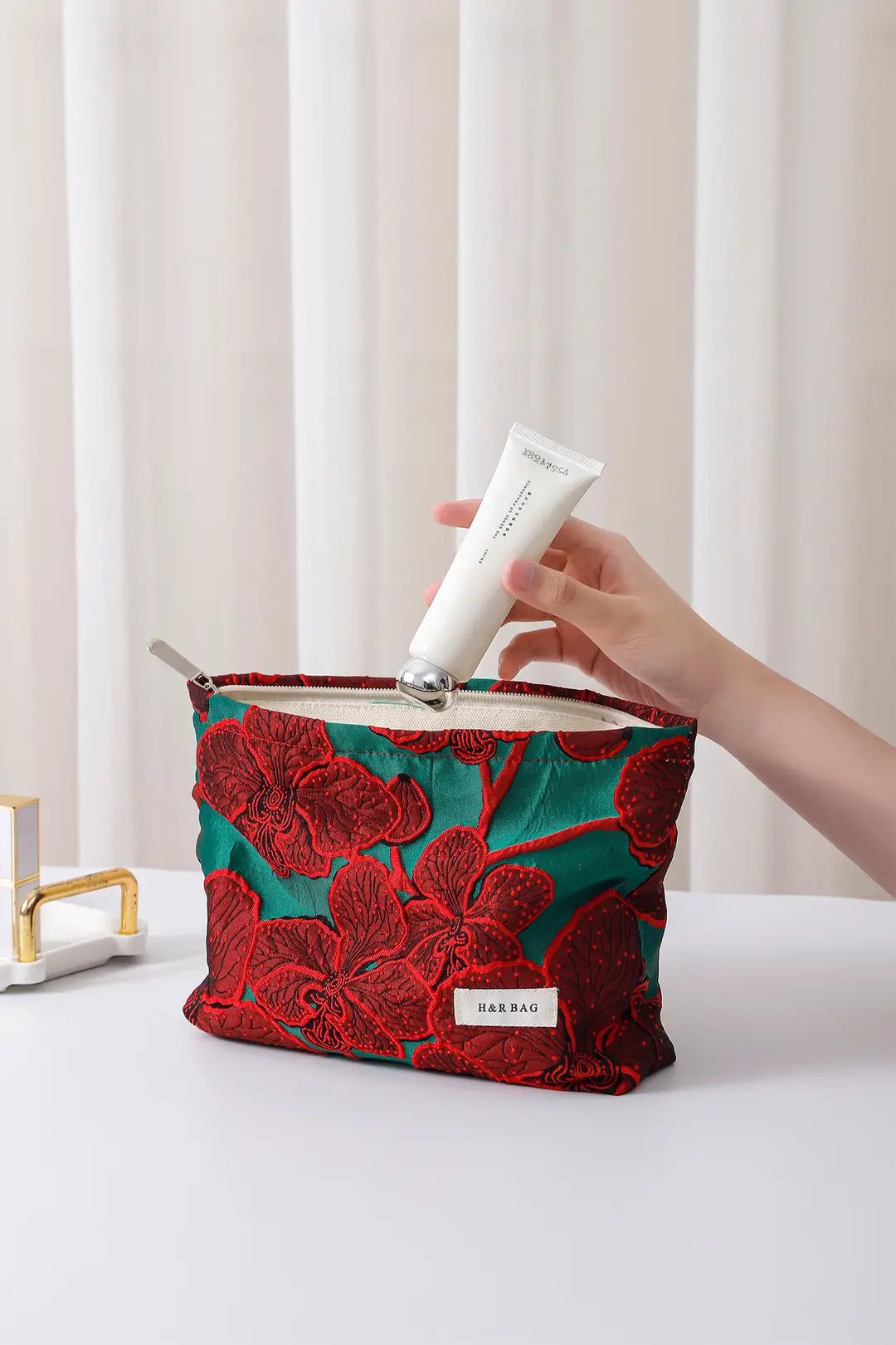 Retro capacious cosmetic bag, small clutch bag, storage bag, wallet, high-quality style — chobi 11