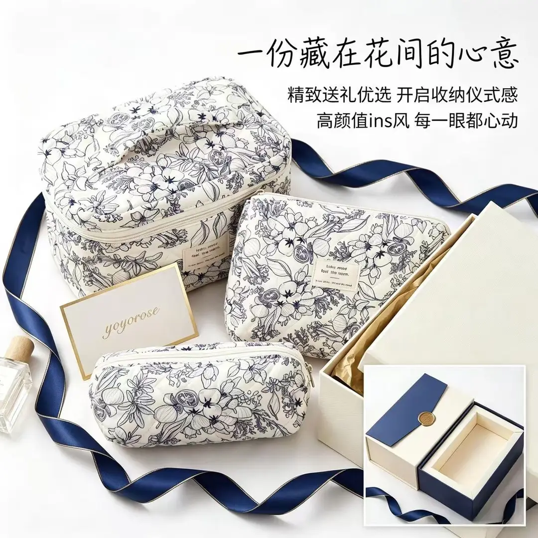 (Cross-border trading), capacious handheld cosmetic bag, organizer bag to go out for traveling — chobi 13