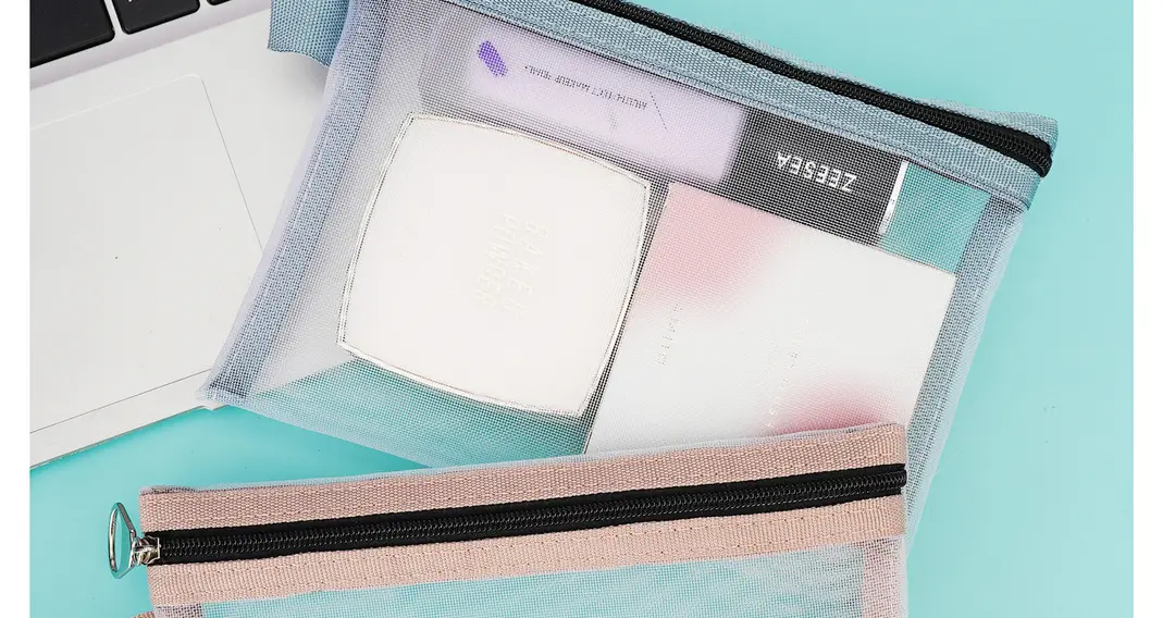 Handheld cosmetic bag, sophisticated storage system for traveling, Japanese transparent lipstick, storage bag — chobi 21