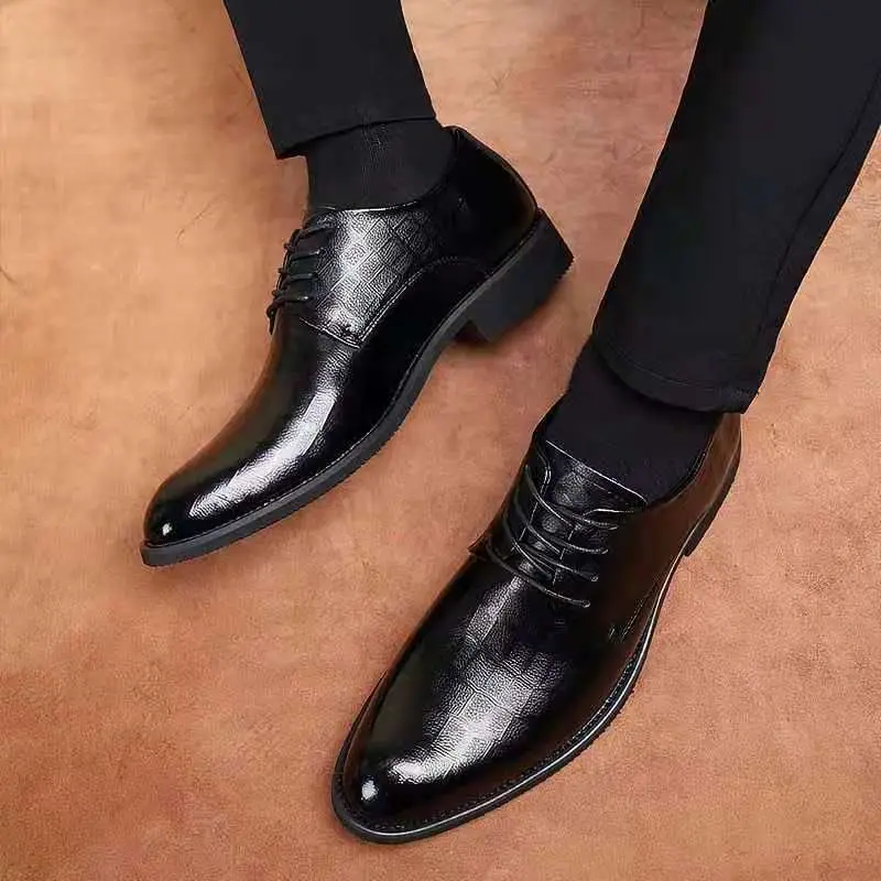 Demi-season breathable shoes made of black leather for summer and autumn, men's classic suit jacket English style pointed-toe, Collection Year 2025, K — chobi 7