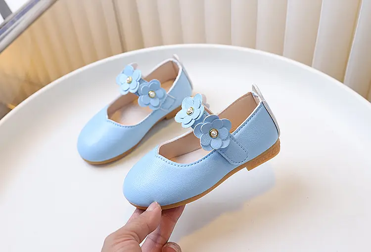 Children's white shoes made of black leather for students — chobi 18