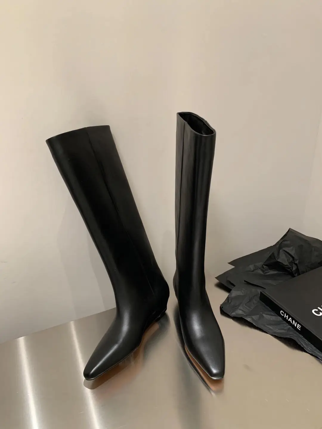 Retro demi-season high boots pointed-toe, (Physicals), genuine leather, visually slimming — chobi 1