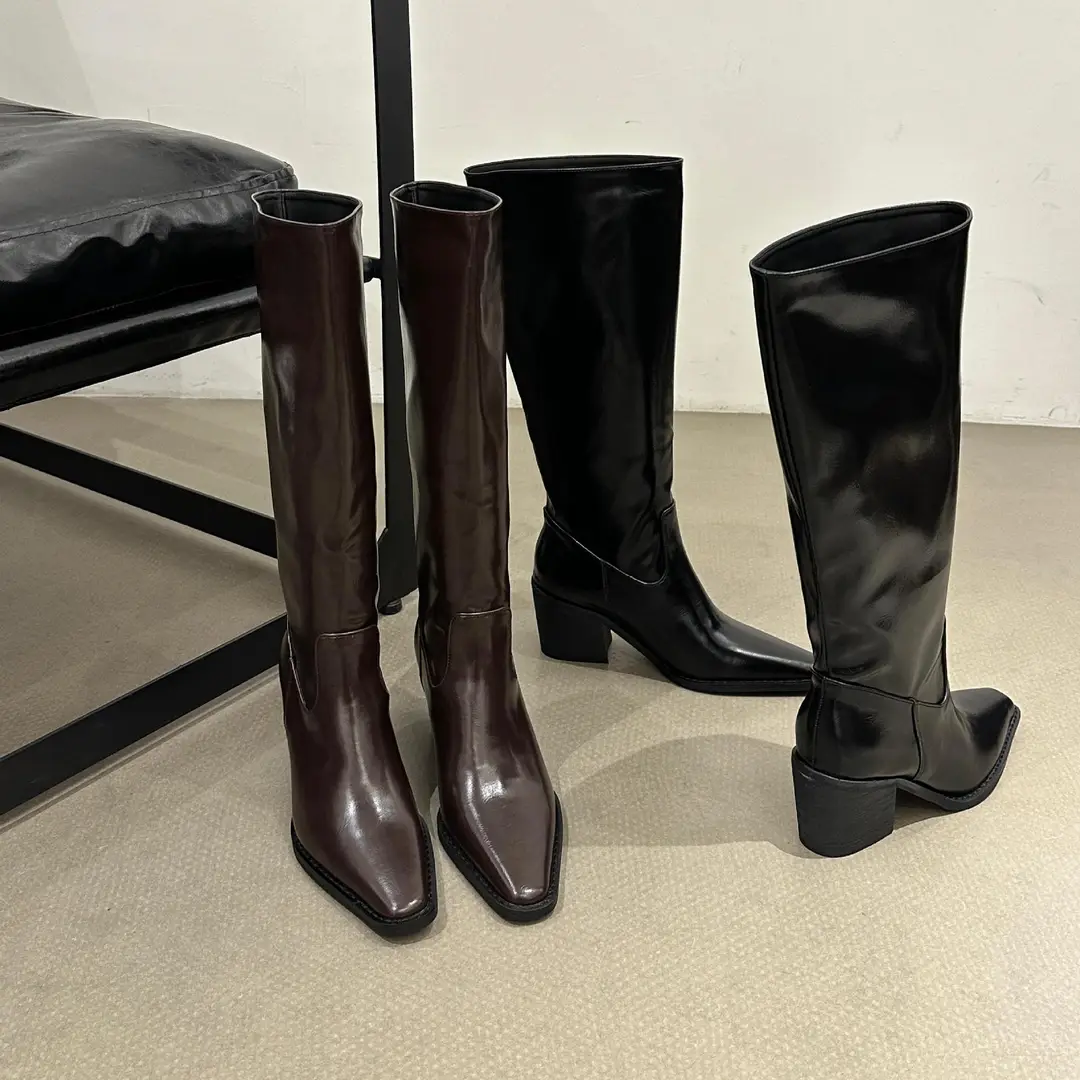 Demi-season high boots square toe, high heels, wide stable heel — chobi 16