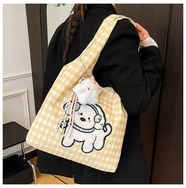 Cute cartoon universal shoulder bag to go out, one-shoulder bag — chobi 21