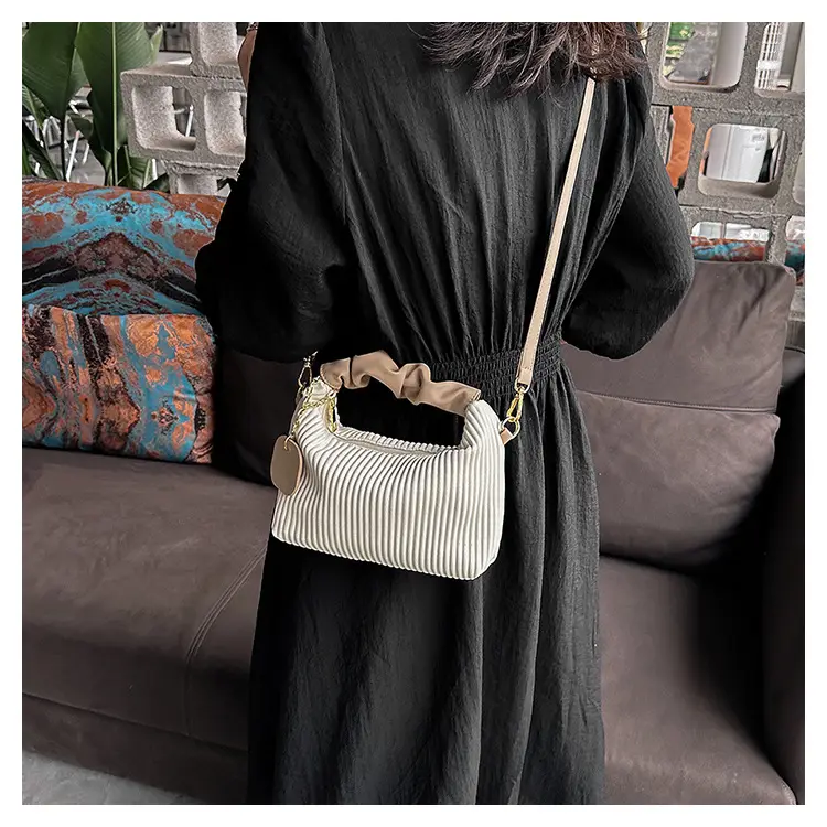 (Cross-border trading), retro shoulder bag, winter fashionable one-shoulder bag, phone bag, (Physicals) — chobi 11