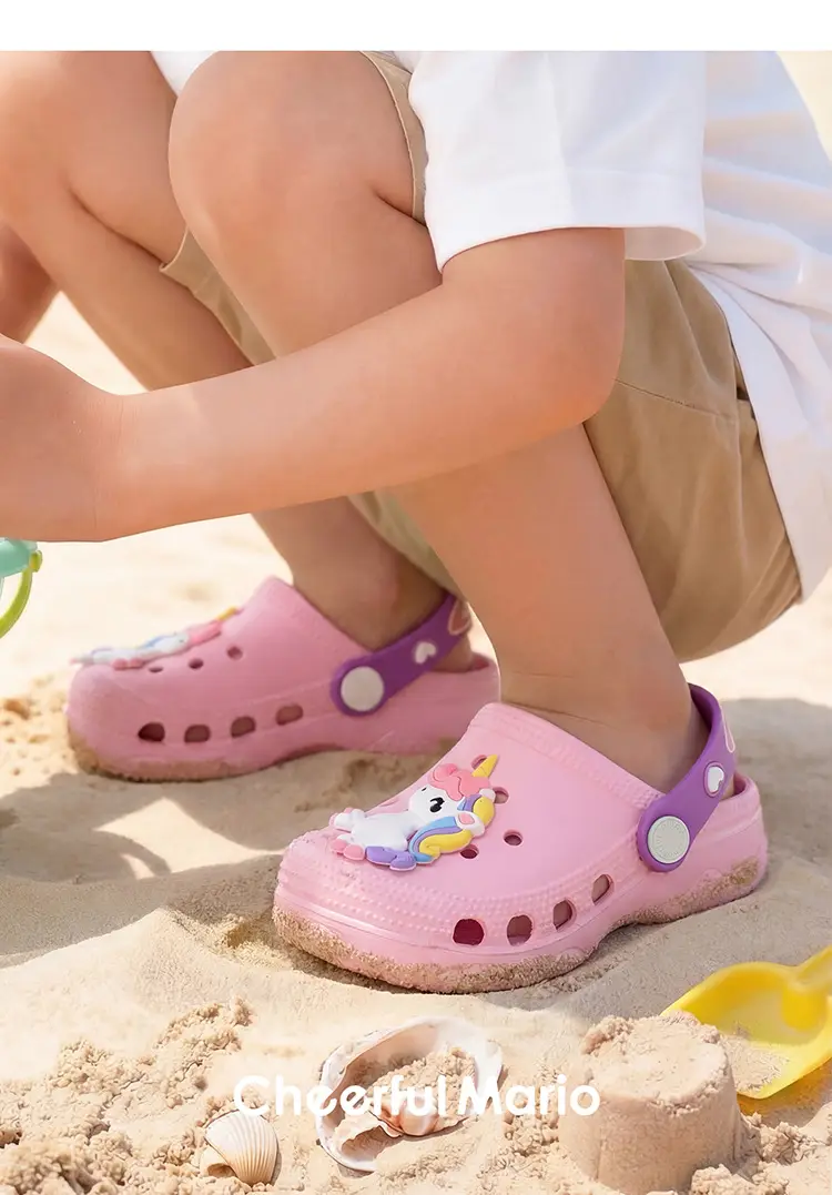 Children's cute Crocs-style slippers for boys, beach mule, soft sole, closed heel, closed toe — chobi 30